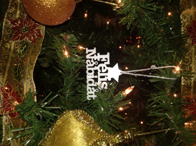 Felis Nabidat Ornament